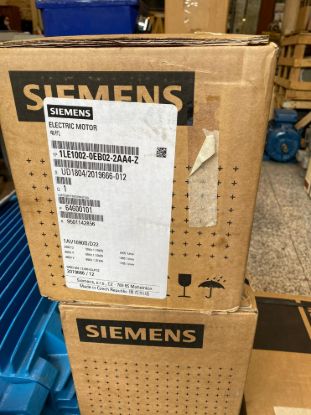 Picture of Siemens 1LE1002-0EB02-2AA4-Z
